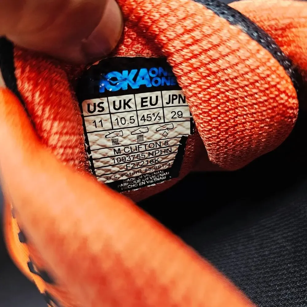 Hoka Men 11 Comfy footwear